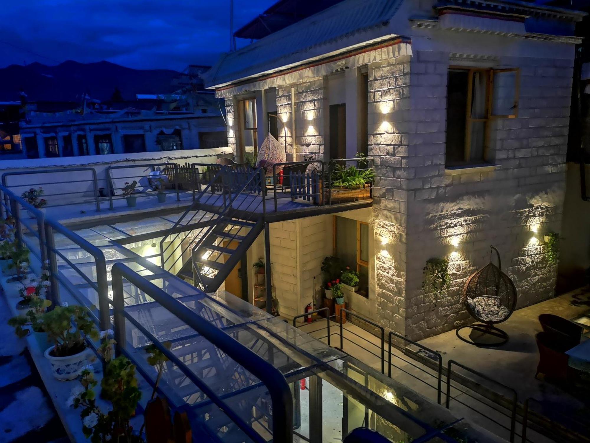 לאסה Fengma Feiyang Hostel מראה חיצוני תמונה